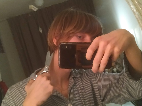 Selfi Haircut